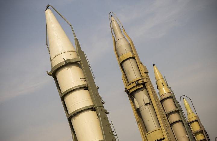 الجيش الإيراني يطلق صواريخ بعيدة المدى في بحر عمان