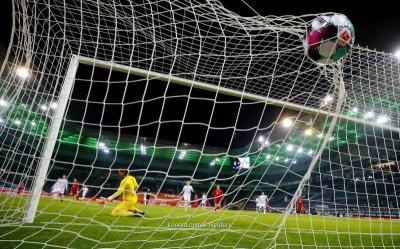 بالفيديو بايرن ميونيخ يسقط أمام مضيفه بوروسيا مونشنجلادباخ في الدوري الألماني
