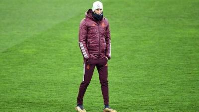 ريال مدريد الإسباني يكشف نتيجة مسحة مدربه زين الدين زيدان