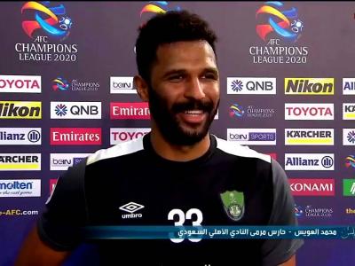 بالفيديو حارس أهلي جدة السعودي محمد العويس يحاول الاعتداء على أحد مسؤولي نادي القادسية