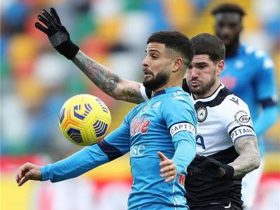 بالفيديو نابولي يخطف فوزا قاتلا من أودينيزي بالدوري الإيطالي الممتاز