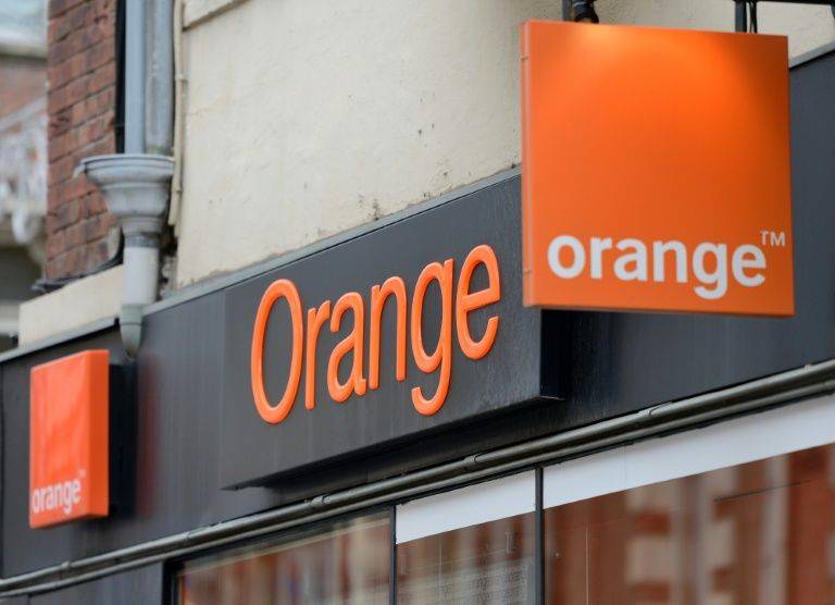 قامت شركة Orange ببيع حصة بنسبة 50%