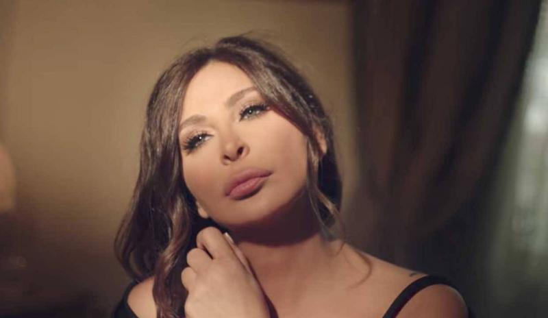 اليسا: 