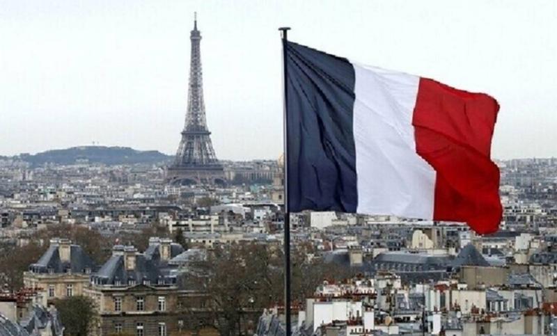 فرنسا تكشف عن إحباط محاولة انقلاب