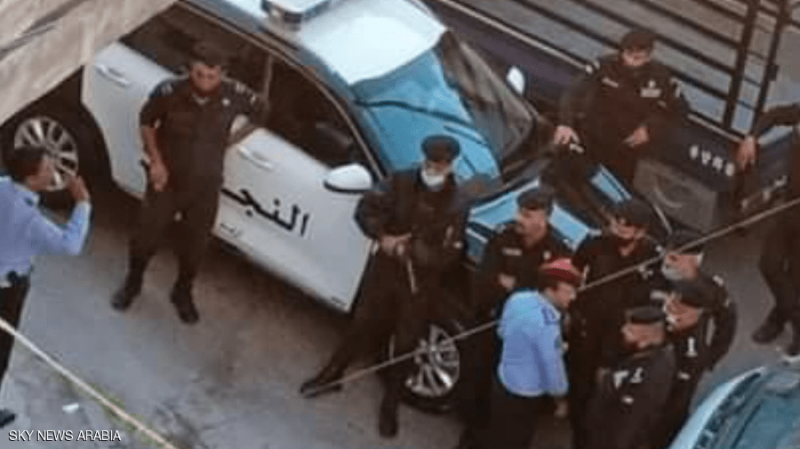 والدهما في حالة خطرة.. مقتل شقيقين في جريمة مروعة بالأردن