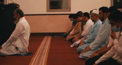 First Friday Prayer at the Afghan Refugee Site in Doha: Assistant Foreign Minister Shares a Touching Moment