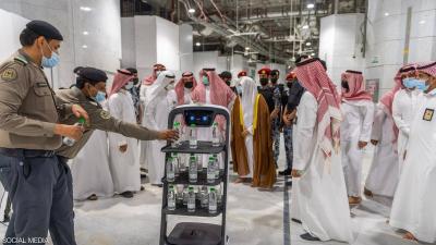 Smart Robot Roaming the Grand Mosque: The Aim is Zamzam Water