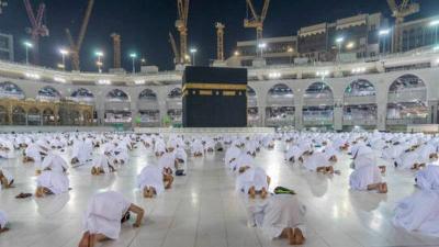 Hajj and Umrah: Possibility of Performing Eid Prayer in the Holy Mosque by Booking Fajr Prayer