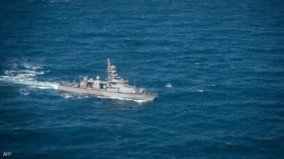 US Ship Fires Warning Shots at Iranian Boats