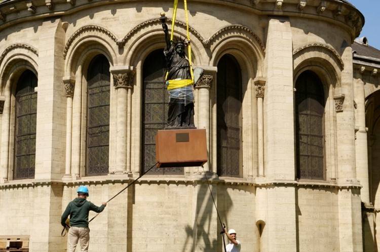Photos: France Sends a Sister Statue of Liberty to America