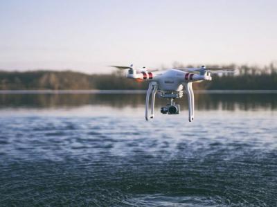 Patent for a Super Phone with a Drone-like Camera by a Chinese Company