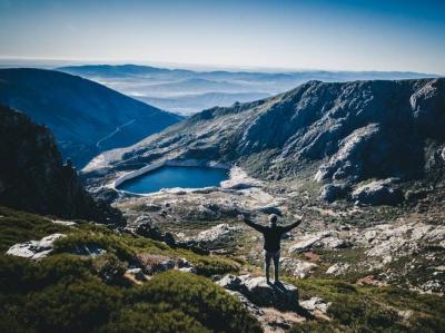 Amazing Benefits of Hiking in Nature