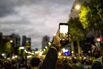 Selfies: Strange Facts About the "Dangerous Obsession"