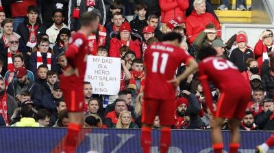 "My Dad is a Hero, But Salah is King" - A Touching Message from the Stands