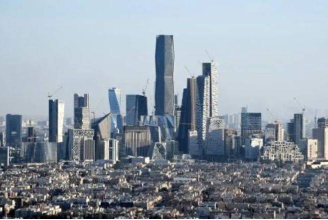 In Saudi Arabia: 172 Government Employees Arrested in Corruption Cases