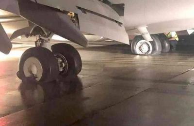Passengers of Egyptian Plane Survive After All Four Tires Burst Upon Landing