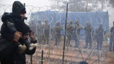 Poland Announces Detention of 100 Migrants Attempting to Illegally Enter from Belarus