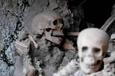 Skeleton Depicting Moments of Escape from Volcano Discovered