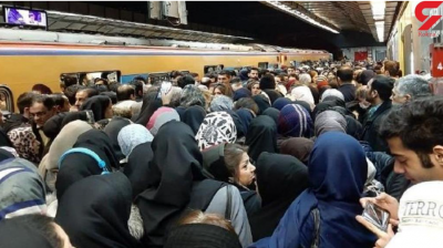 Technical Glitch Halts Tehran Metro Stations
