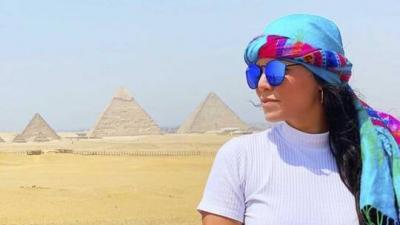 In Egypt: Brazilian Dancer Competing with Egyptian Dancers in Intensive Care