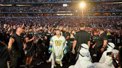 Video: Champion "Canelo" Takes Spotlight from Legend Muhammad Ali