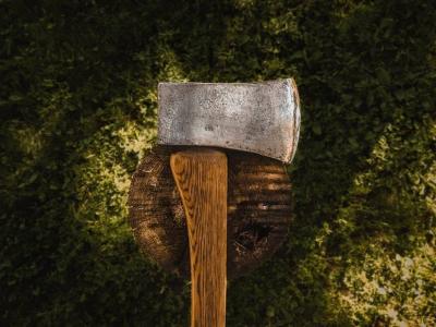 Father Kills His Daughter with an Axe Because She Angered His Wife