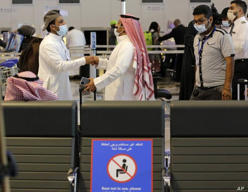COVID-19 and the Omicron Variant: Saudi Arabia Adds New Countries to Flight Suspension List