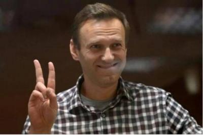 The West Pressures Russia for Answers on Navalny's Poisoning