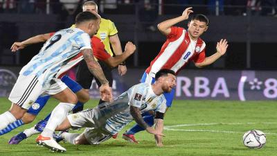 Argentina Remains Undefeated in World Cup Qualifiers with Goalless Draw Against Paraguay