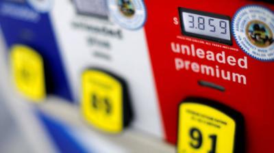 U.S. Senate Majority Leader Calls for Withdrawal from Oil Reserve to Lower Prices