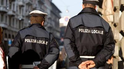 Victims: 400 Women - Man Impersonates Gynecologist