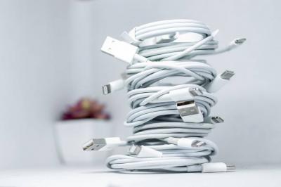 A Simple Trick to Instantly Extend iPhone Battery Life