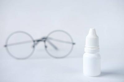 Time to Ditch Glasses for Those with Blurry Vision