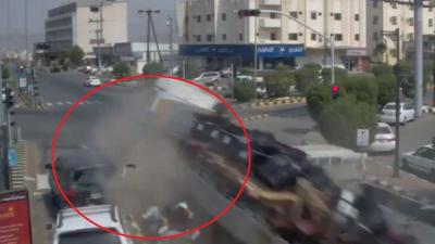 Terrifying Video of Truck Crushing Multiple Cars in Saudi Arabia