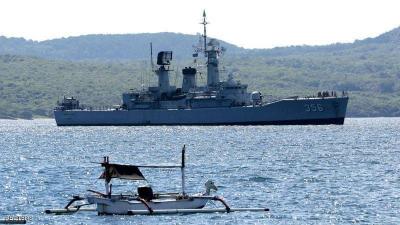 Title: Oil Spot and Oxygen Running Out: The Mystery of the Indonesian Submarine's Disappearance