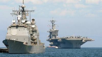 Joint Exercises of Two American Aircraft Carriers in the South China Sea