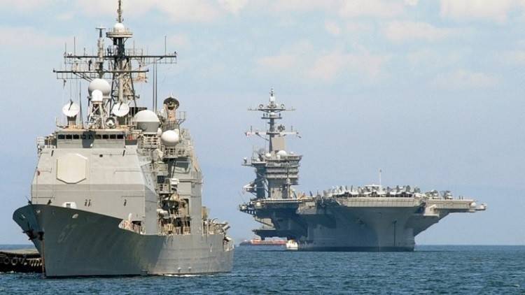 Joint Exercises of Two American Aircraft Carriers in the South China Sea