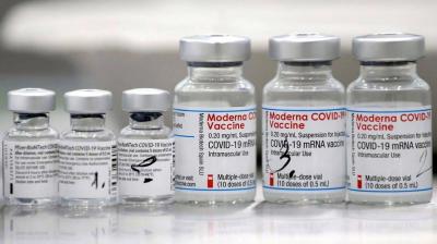 Moderna Expects Current Vaccines to Fail Against Omicron: Here's What They Committed To