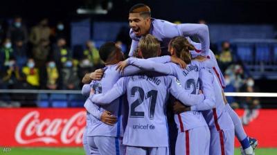 Barcelona Eliminates Villarreal in the Final Minutes
