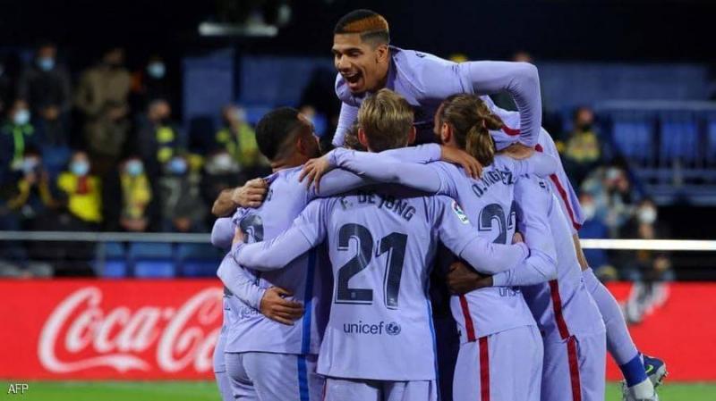 Barcelona Eliminates Villarreal in the Final Minutes