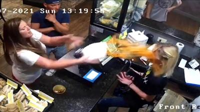 Shocking Reaction of a Woman Who Received Boiling Soup from a Restaurant