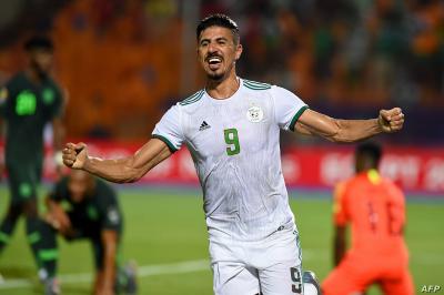 Surprise.. Xavi Chooses an Arab Striker to Play for Barcelona