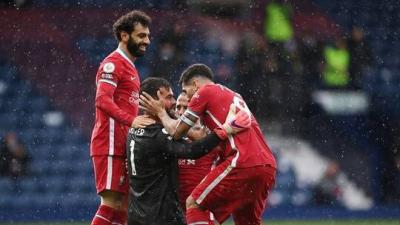 In the Last Seconds... Valuable Win for Liverpool with Brazilian Goalkeeper’s Header