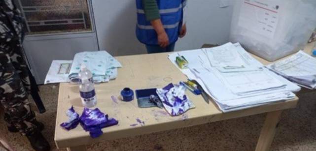 Chaos and Violations in Bulk: Observers Assaulted