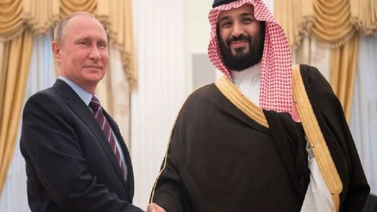 Kremlin: Putin Discusses Global Oil Market with Saudi Crown Prince