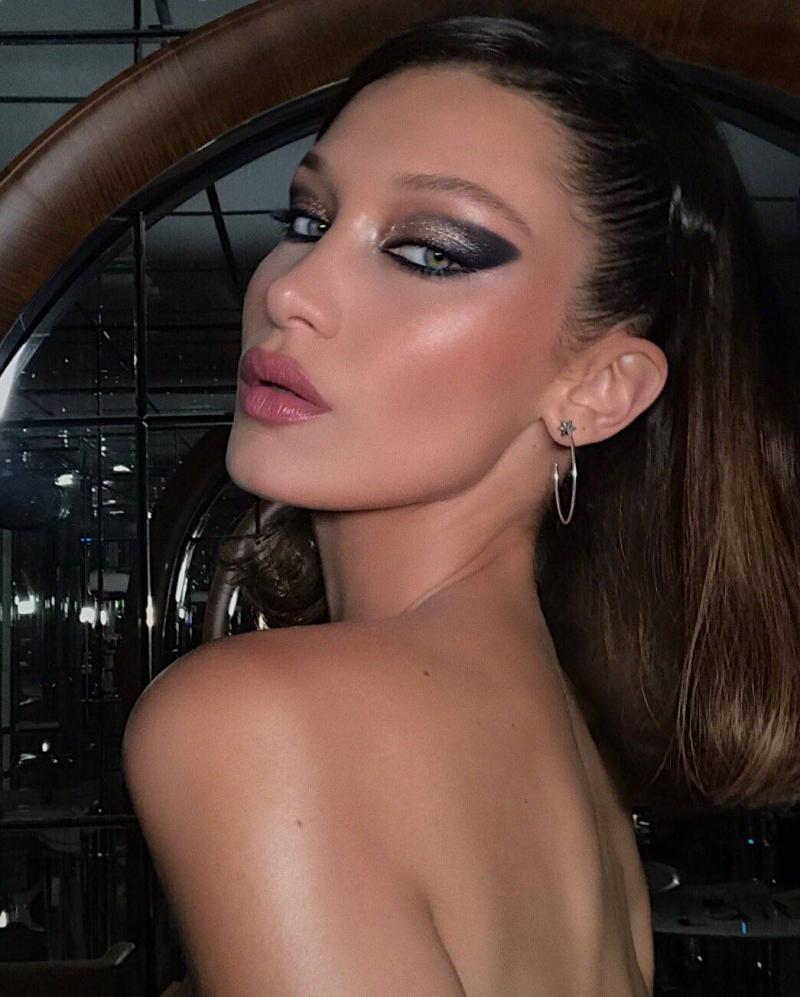 Bella Hadid Prepares Mahshi to the Tune of Nancy Ajram's 