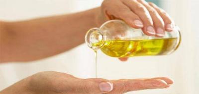 Reasons to Massage Your Belly Button with Oil Daily
