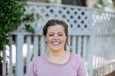 Laughter Therapy Helps Overcome Stress