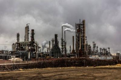 Oil Prices Overview: Saudi Light, Emirati Murban, and Basrah Crude