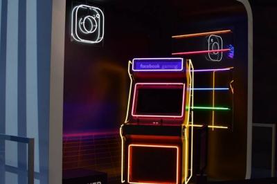 Psychologist Warns: "Instagram" Causes Obsession and Depression in Adolescents